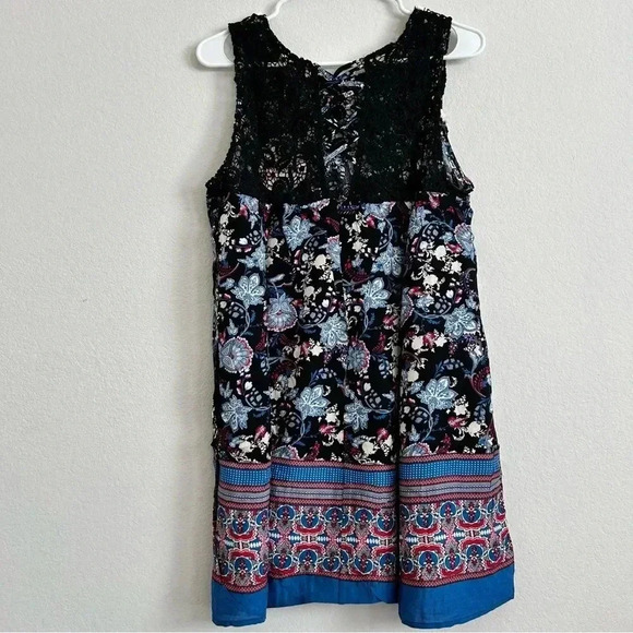 5 NWT Top Bundle from Hayden Los Angeles - Picture 12 of 16